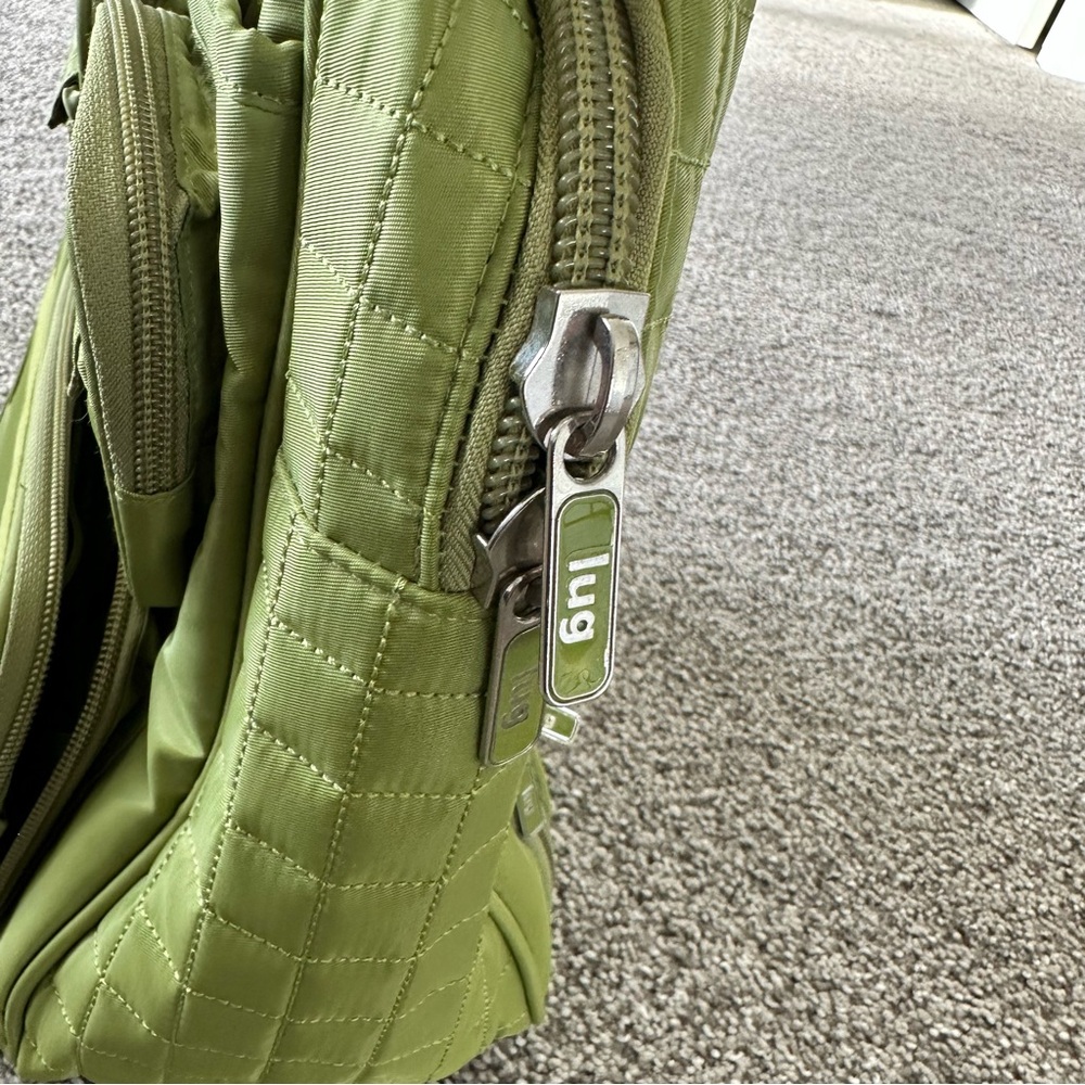 Lug Puddle Jumper Overnight Travel Gym Bag Lime Green - Picture 8 of 13